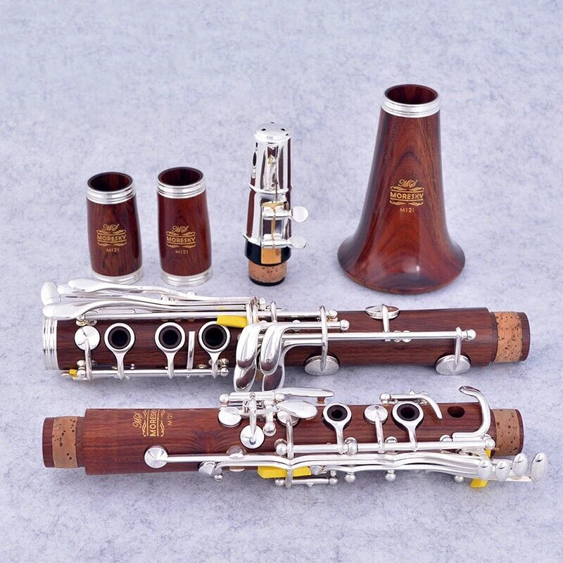 Кларинет от махагон, 18 клавиши, Bb, розово дърво, със сребърно покритие на клавишите, Sib Klarnet M121